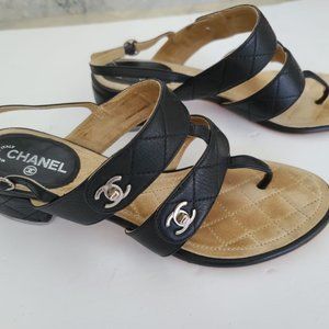 CHANEL black leather sandals